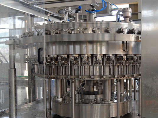 Three in One Liquid Filling Machine , Carbonated Drink Filling Machine Plant for Gas beverage 110V